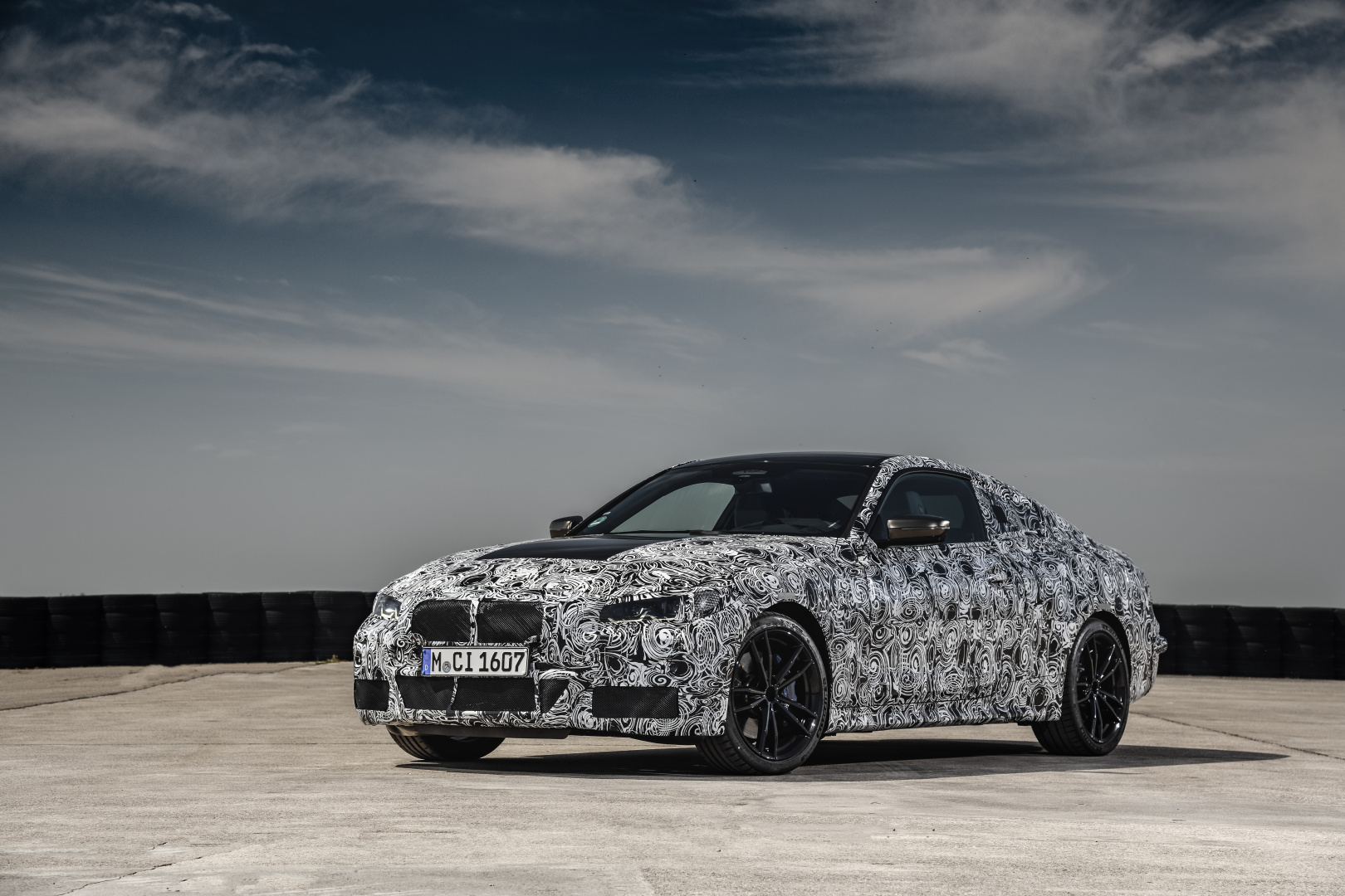 SMALL_P90387906_highRes_the-new-bmw-4-series